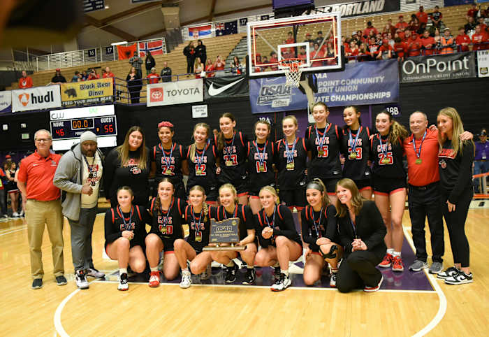 z South Medford Clackamas 6A Oregon girls basketball final Taylor Balkom 23